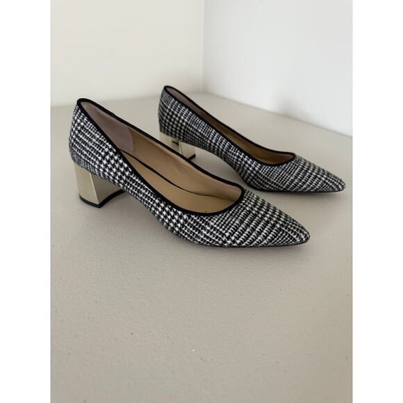 Ann Taylor Black White Classic Houndstooth Plaid Low Block Heels Pumps Shoes 8 - Picture 2 of 6